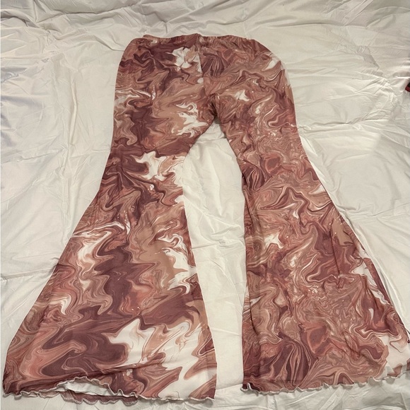 Torrid Dusty Rose Swirl/Marble Flare Pants - Picture 6 of 6
